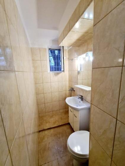 Balcescu, Universitate, inchiriere 2 camere pentru firma parter Sephora.